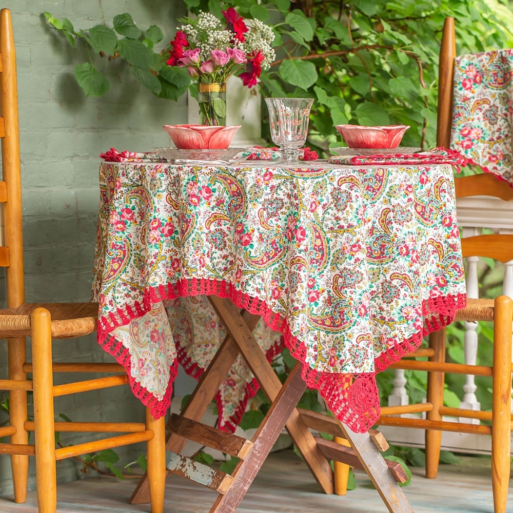 April Cornell Tablecloth Garden Paisley 36x36 NWT